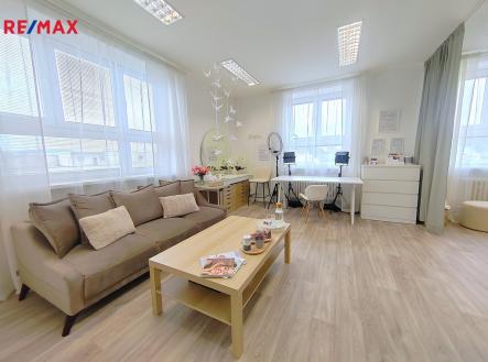 Pronájem kanceláře, 38 m²