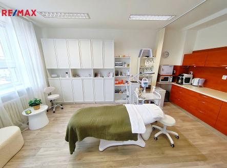 Pronájem kanceláře, 38 m²