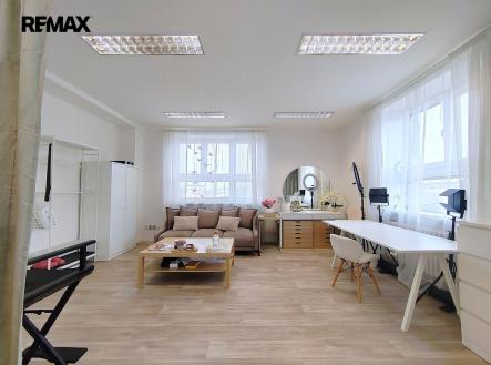 Pronájem kanceláře, 38 m²