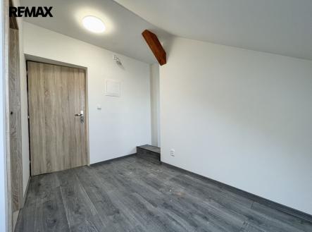 Pronájem bytu, 2+1, 45 m²