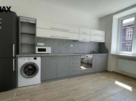 Pronájem bytu, 2+1, 86 m²