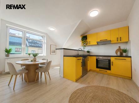 Pronájem bytu, 1+1, 56 m²
