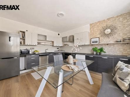 Prodej bytu, 3+kk, 88 m²