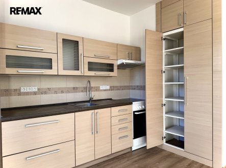 Pronájem bytu, 3+1, 74 m²