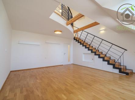 Prodej bytu, 2+1, 106 m²