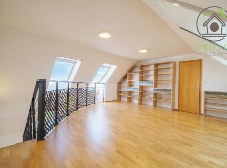 Prodej bytu, 3+1, 106 m²