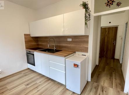 Pronájem bytu, 1+1, 34 m²