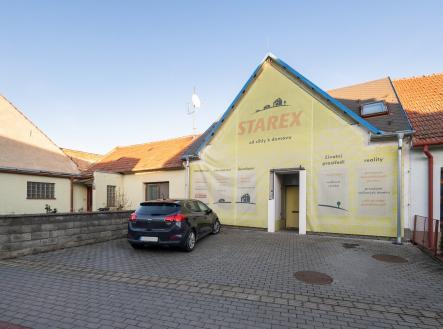 Pronájem kanceláře, 179 m²