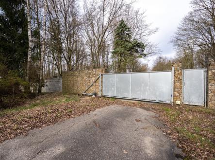 Prodej komerčního objektu, sklad, 2 250 m²