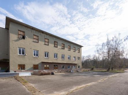 Prodej komerčního objektu, výroba, 2 250 m²
