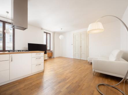 Pronájem bytu, 2+kk, 69 m²