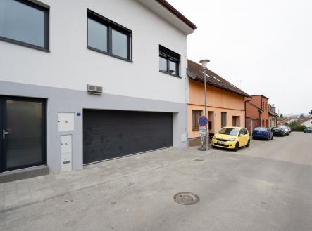 Pronájem bytu, 3+kk, 73 m²