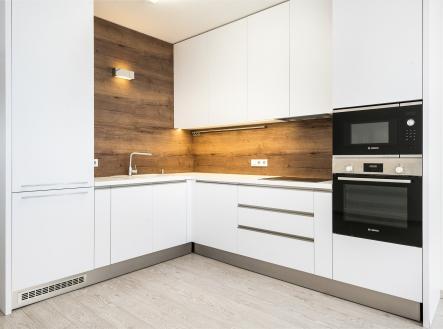 Pronájem bytu, 3+kk, 88 m²