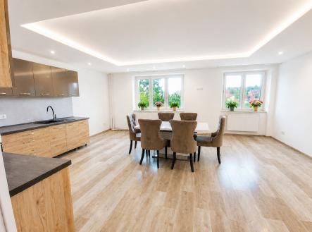 Pronájem bytu, 3+kk, 65 m²