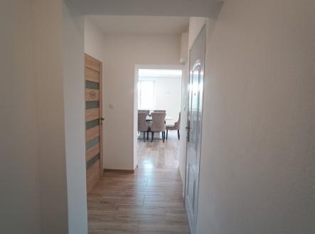 Pronájem bytu, 3+kk, 65 m²