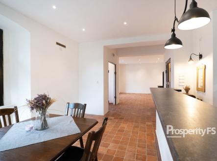 Prodej - restaurace, 248 m²