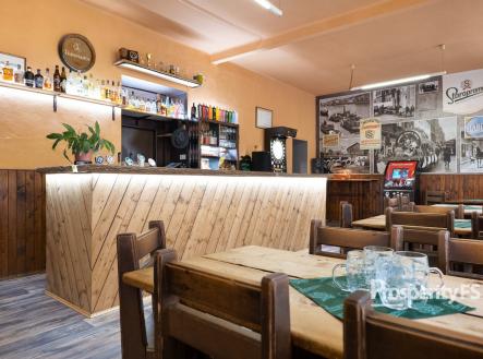 Prodej - restaurace, 148 m²