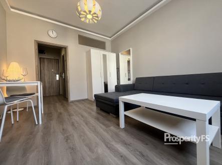 Pronájem bytu, 1+kk, 22 m²