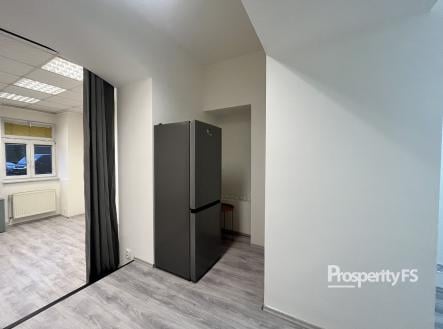 Pronájem - obchodní prostor, 37 m²