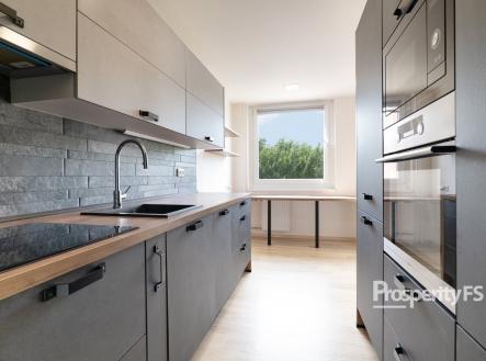 Prodej bytu, 4+1, 84 m²