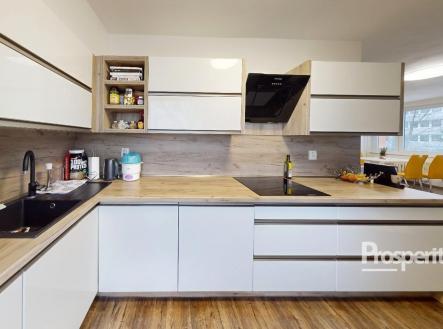 Pronájem bytu, 3+1, 75 m²