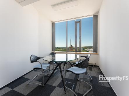 Pronájem kanceláře, 142 m²