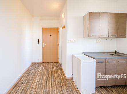 Pronájem bytu, 1+kk, 27 m²