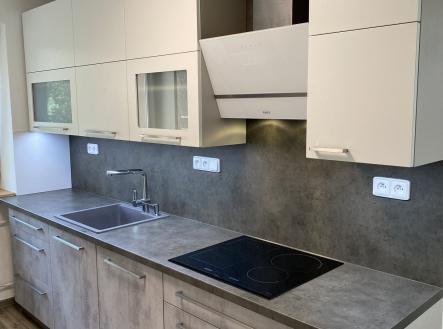 Pronájem bytu, 2+1, 52 m²