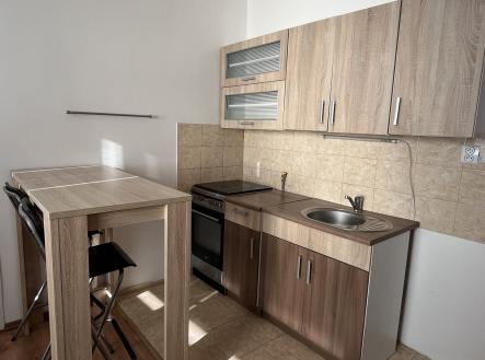 Pronájem bytu, 1+1, 37 m²