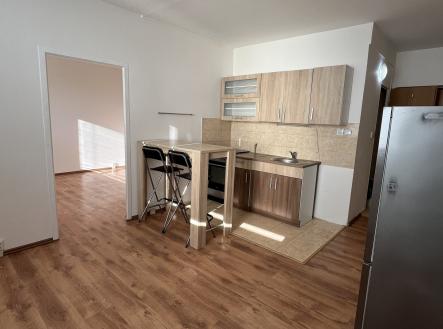 Pronájem bytu, 1+1, 37 m²