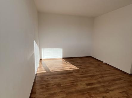 Pronájem bytu, 1+1, 37 m²