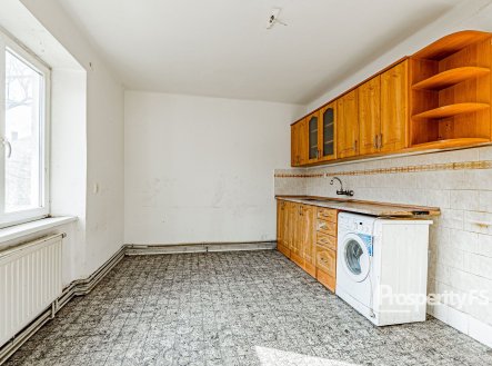 Prodej bytu 2+1, v osobním vlastnictví v Karviné.