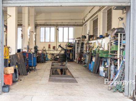 Pronájem komerčního objektu, jiný, 50 m²