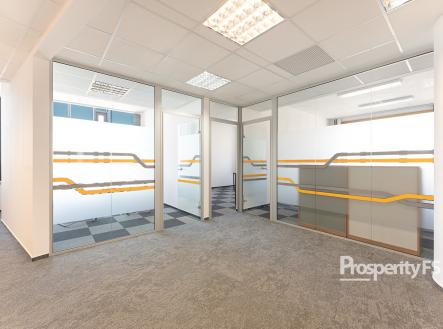 Pronájem kanceláře, 28 m²