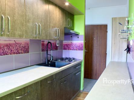 Pronájem bytu, 2+1, 58 m²