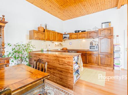 Prodej bytu, 3+kk, 162 m²