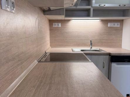 Pronájem bytu, 2+kk, 46 m²