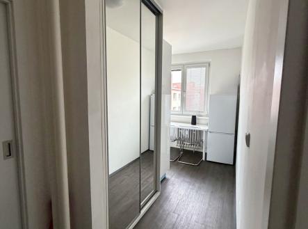 Pronájem bytu, 1+1, 40 m²