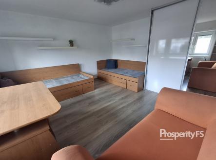 Pronájem bytu, 3+1, 80 m²