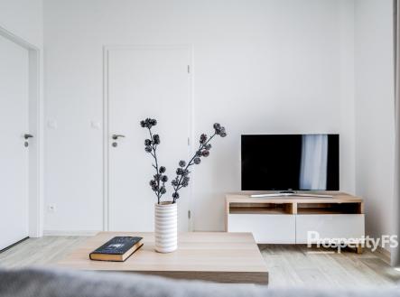 Pronájem bytu, 2+kk, 43 m²