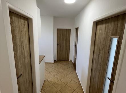Pronájem bytu, 3+1, 58 m²