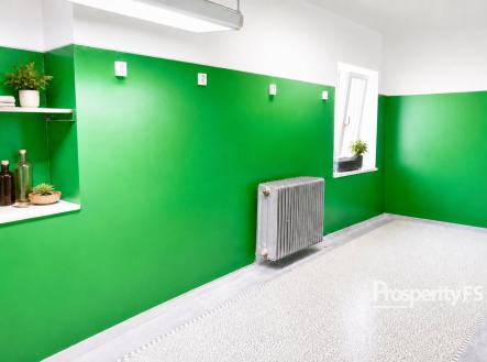 Pronájem komerčního objektu, jiný, 16 m²