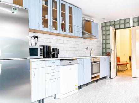 Pronájem komerčního objektu, jiný, 12 m²
