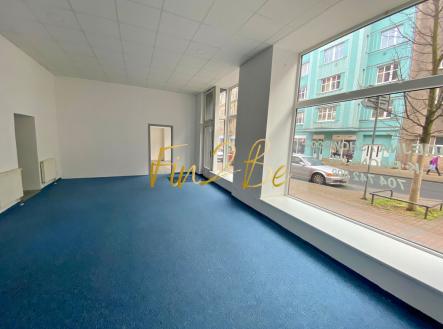 Pronájem - obchodní prostor, 157 m²