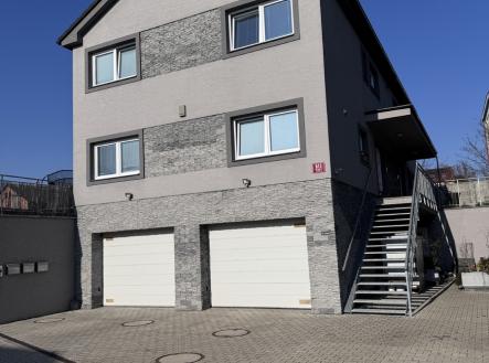 Pronájem domu/vily, 156 m²