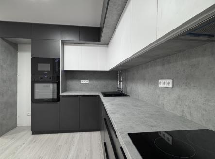 Pronájem domu/vily, 104 m²