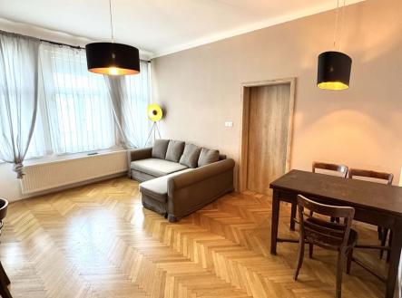 Pronájem bytu, 3+kk, 70 m²