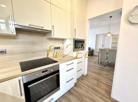 Pronájem bytu, 3+1, 89 m²