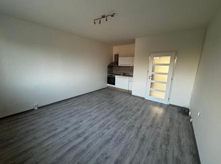 Pronájem bytu, 2+kk, 42 m²