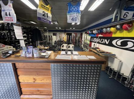 Prodej obchodní prostor, 145 m²